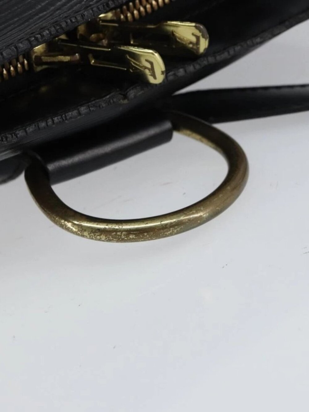 LOUIS VUITTON Epi Coblanc Shoulder Bag Black - Picture 16 of 16